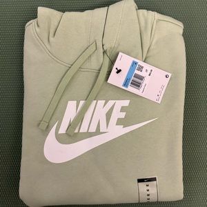 NWT Nike sweatshirt